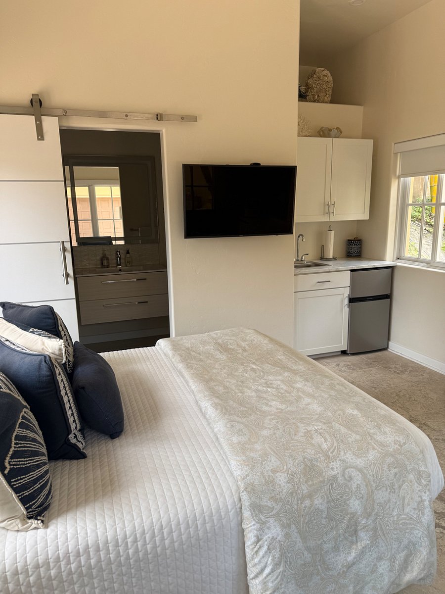 Furnished Finder property 1017342_1 photo 2
