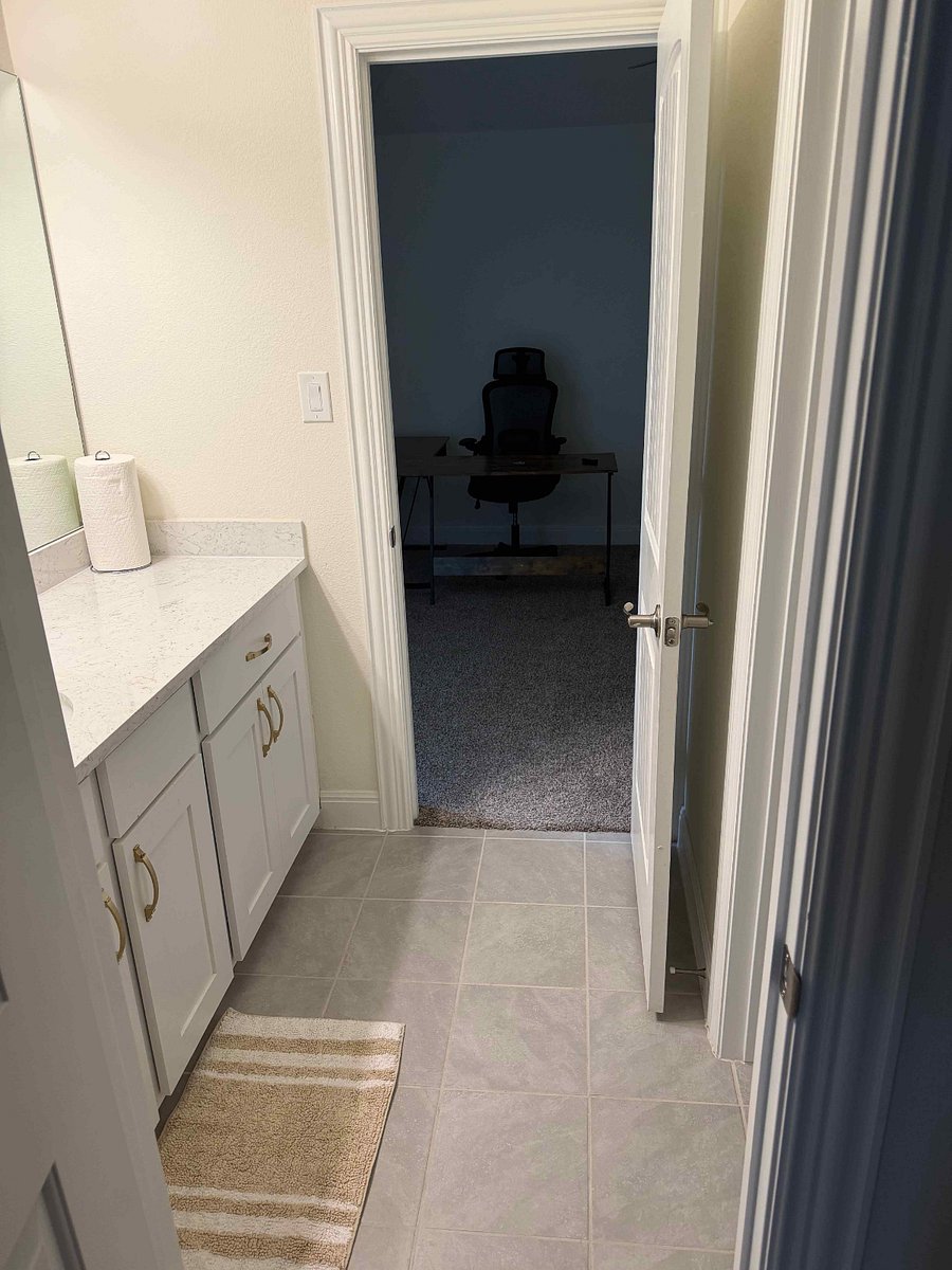 Furnished Finder property 1017367_1 photo 8