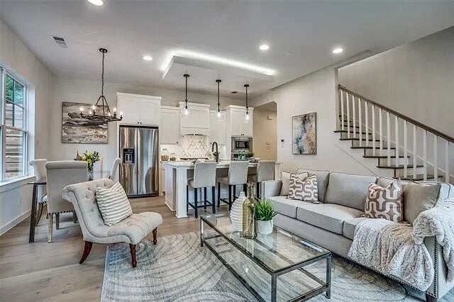 Furnished Finder property 1017393_1 photo 2