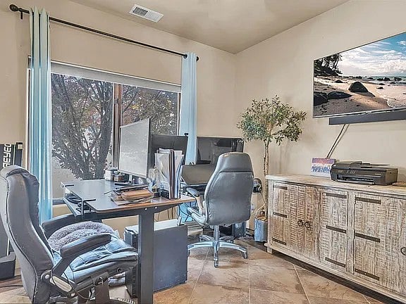 Furnished Finder property 1017417_1 photo 28