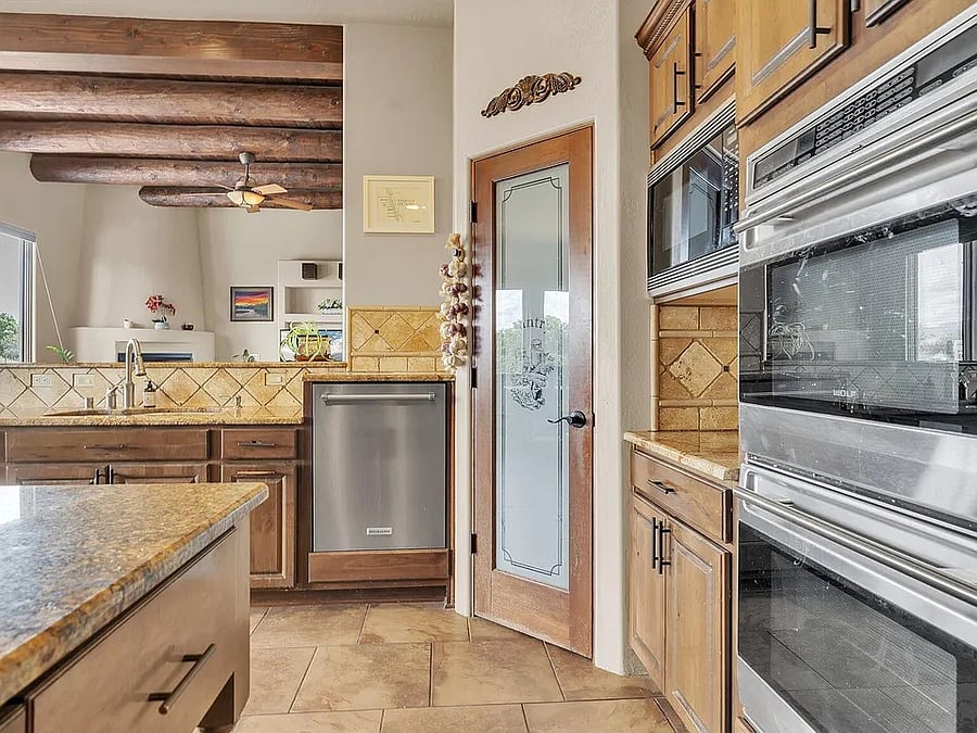Furnished Finder property 1017417_1 photo 21