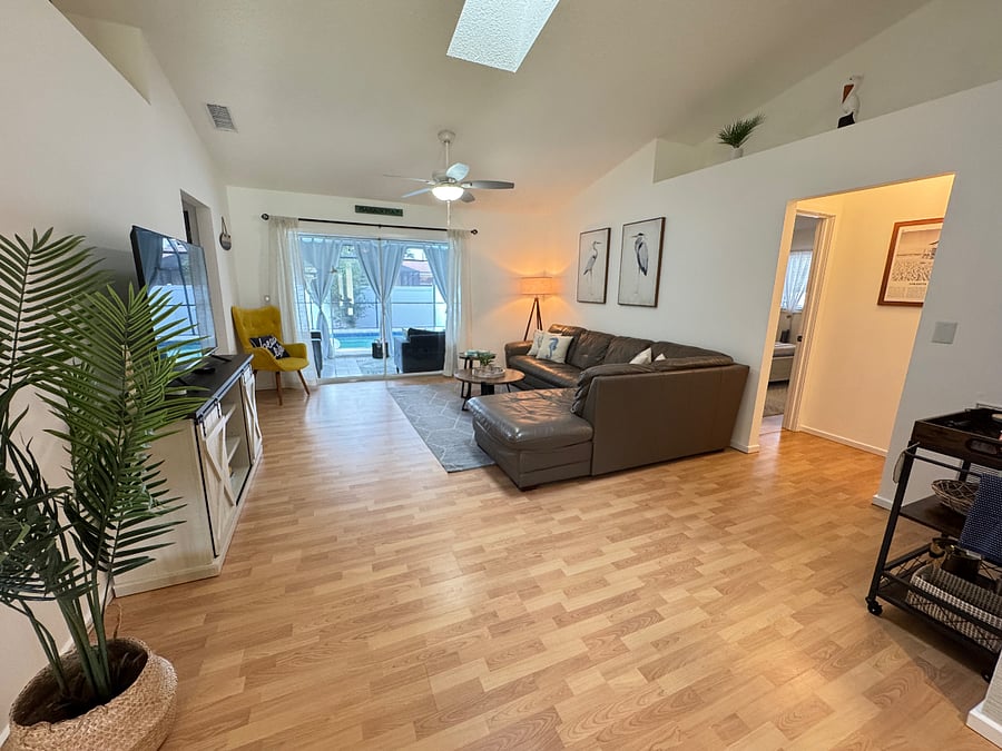 Furnished Finder property 1017427_1 photo 14