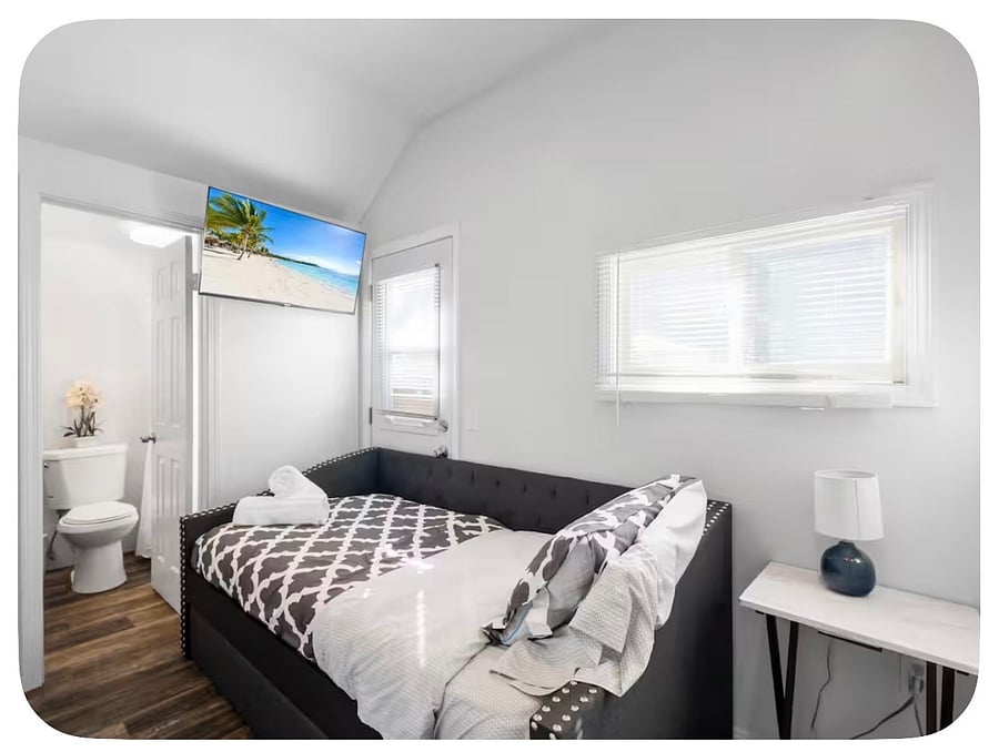 Furnished Finder property 1017429_1 photo 12