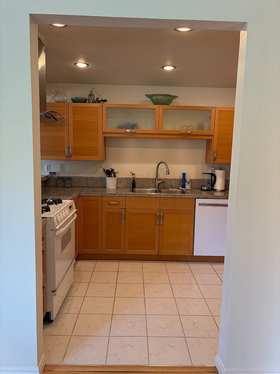 Furnished Finder property 1017458_1 photo 10