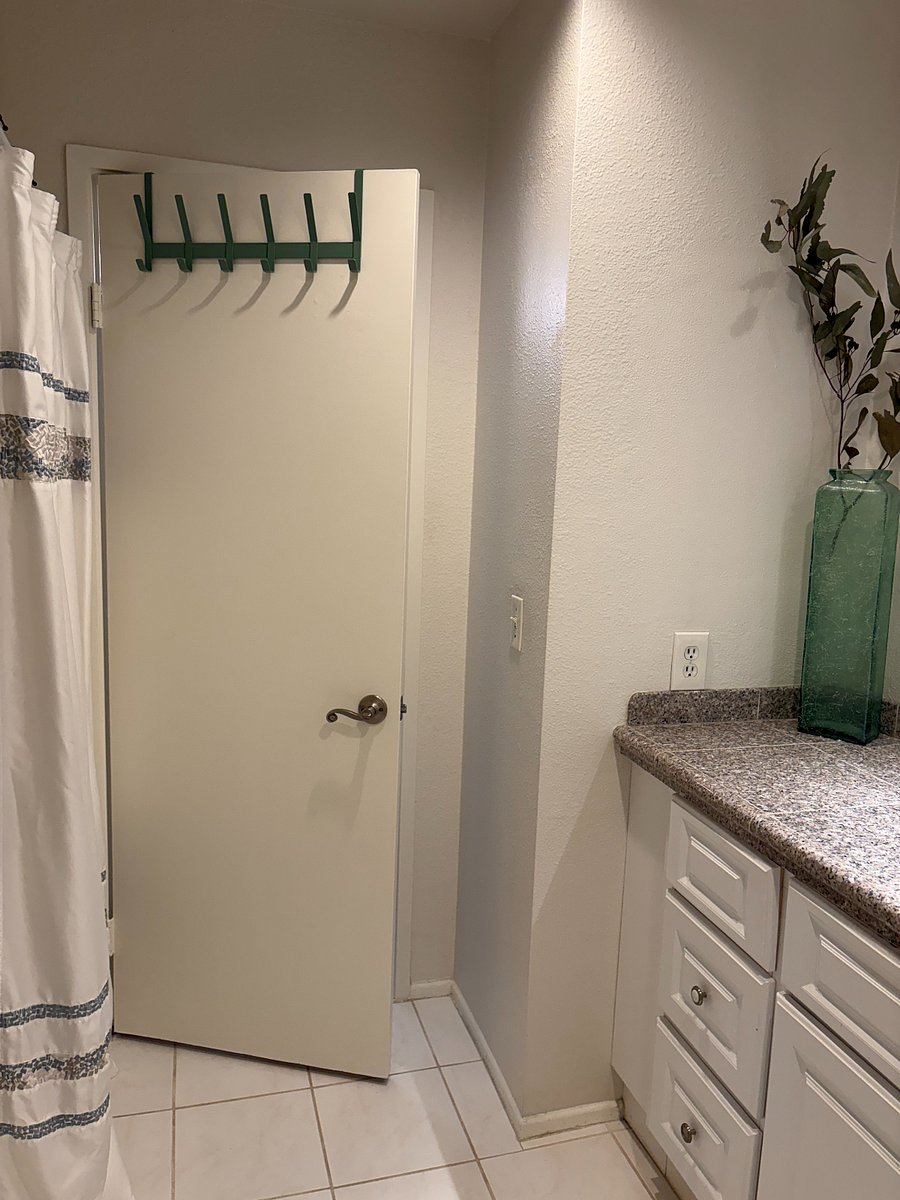 Furnished Finder property 1017458_1 photo 29