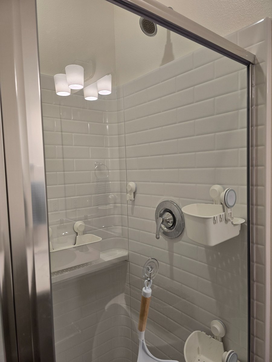 Furnished Finder property 1017462_1 photo 5