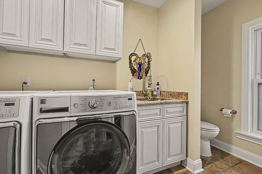 Furnished Finder property 1017485_1 photo 18