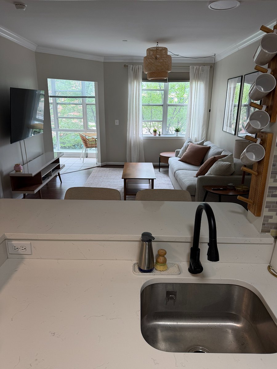 Furnished Finder property 1017493_1 photo 9