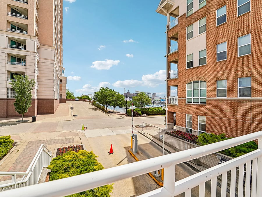 Furnished Finder property 1017493_1 photo 32