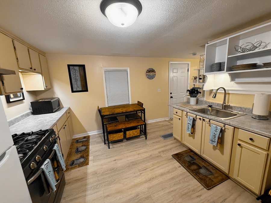 Furnished Finder property 1017496_1 photo 11