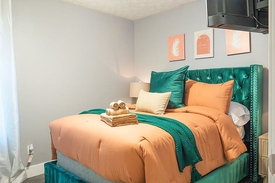 Furnished Finder property 1017512_1 photo 42
