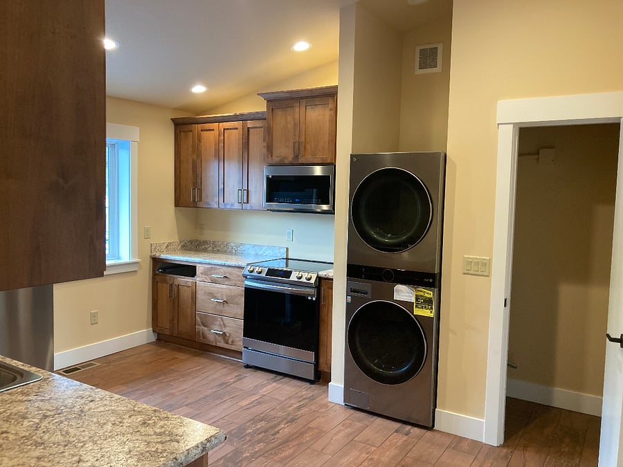 Furnished Finder property 1017518_1 photo 9