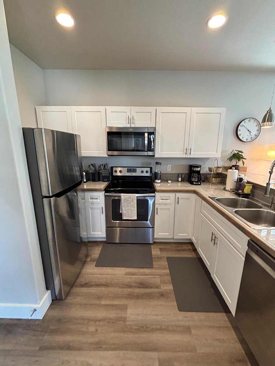 Furnished Finder property 1017544_1 photo 17