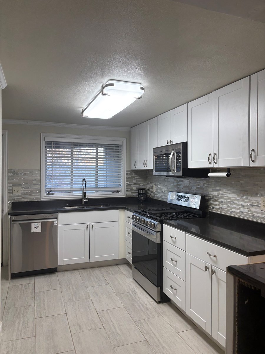 Furnished Finder property 1017593_3 photo 14