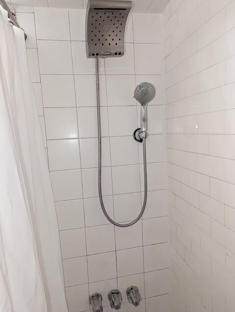 Furnished Finder property 1017598_1 photo 23