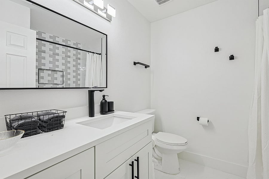 Furnished Finder property 1017605_1 photo 31