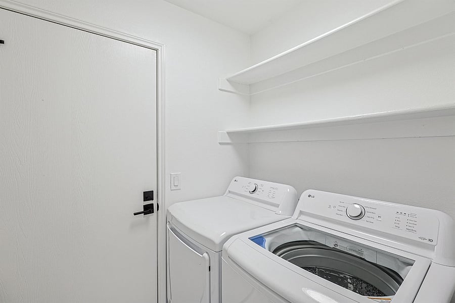 Furnished Finder property 1017605_1 photo 33
