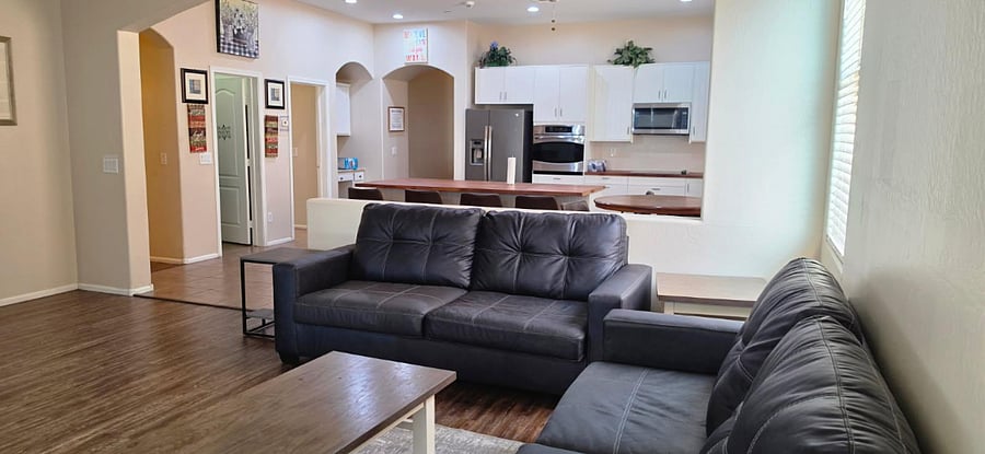 Furnished Finder property 1017653_1 photo 3