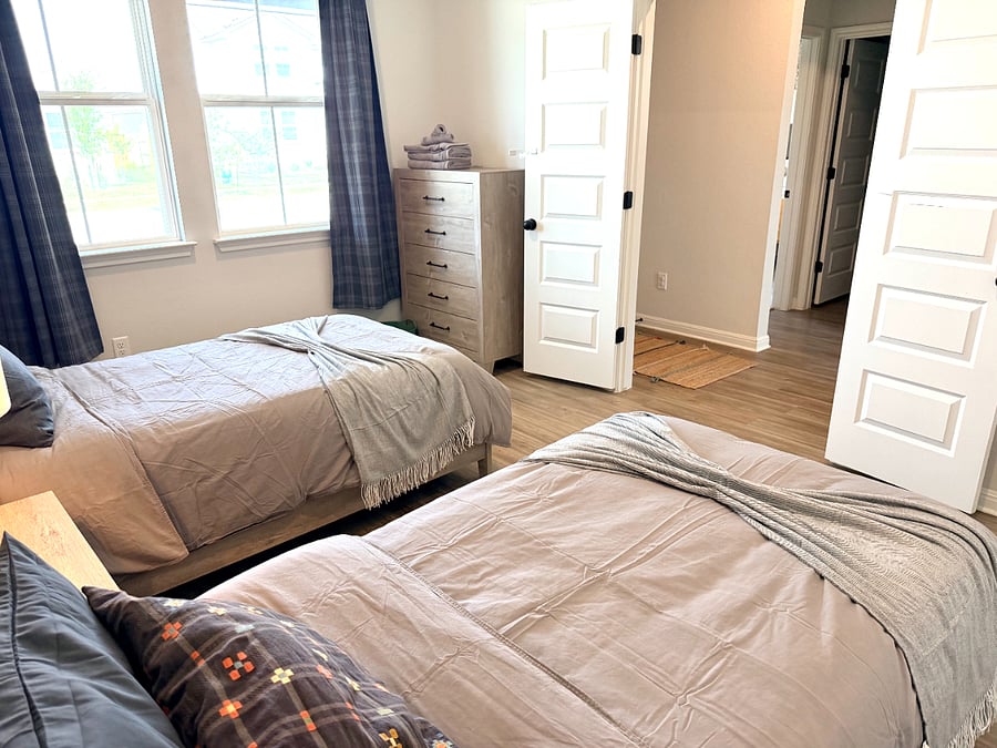 Furnished Finder property 1017659_1 photo 32