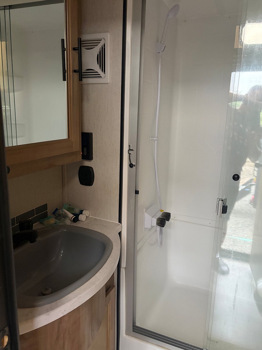 Furnished Finder property 1017678_1 photo 15