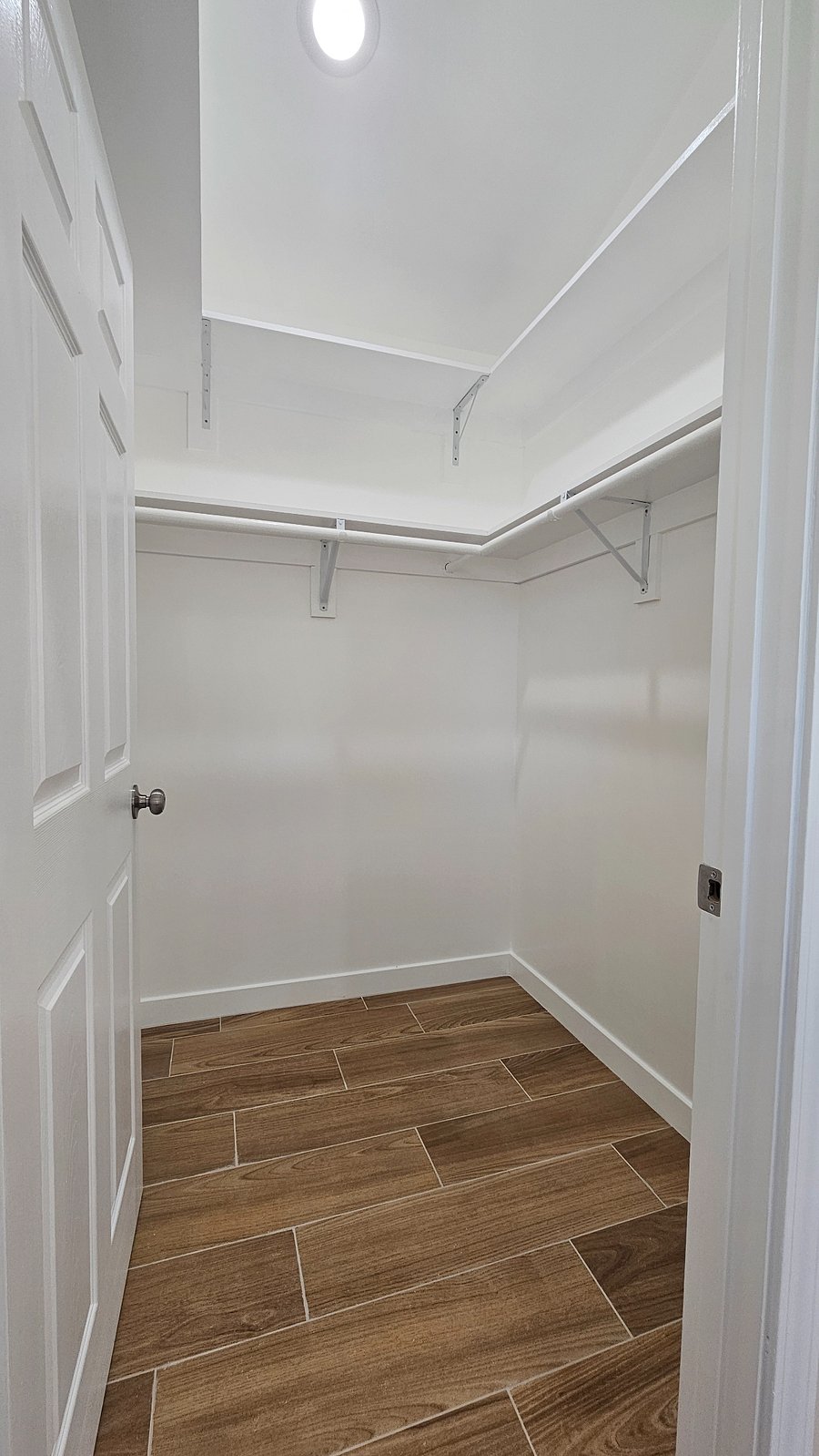 Furnished Finder property 1017695_1 photo 11