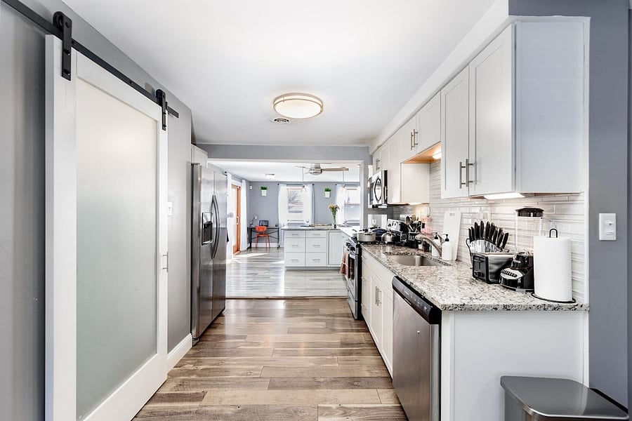Furnished Finder property 1017707_1 photo 3