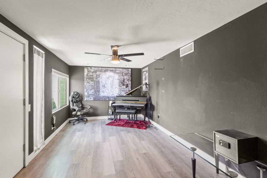 Furnished Finder property 1017746_1 photo 12
