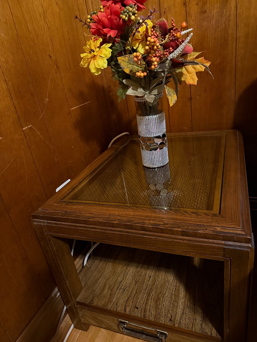 End table
