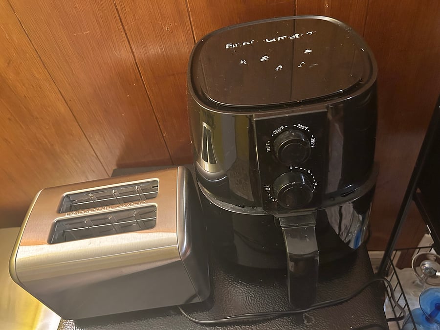 Air fryer and toaster oven