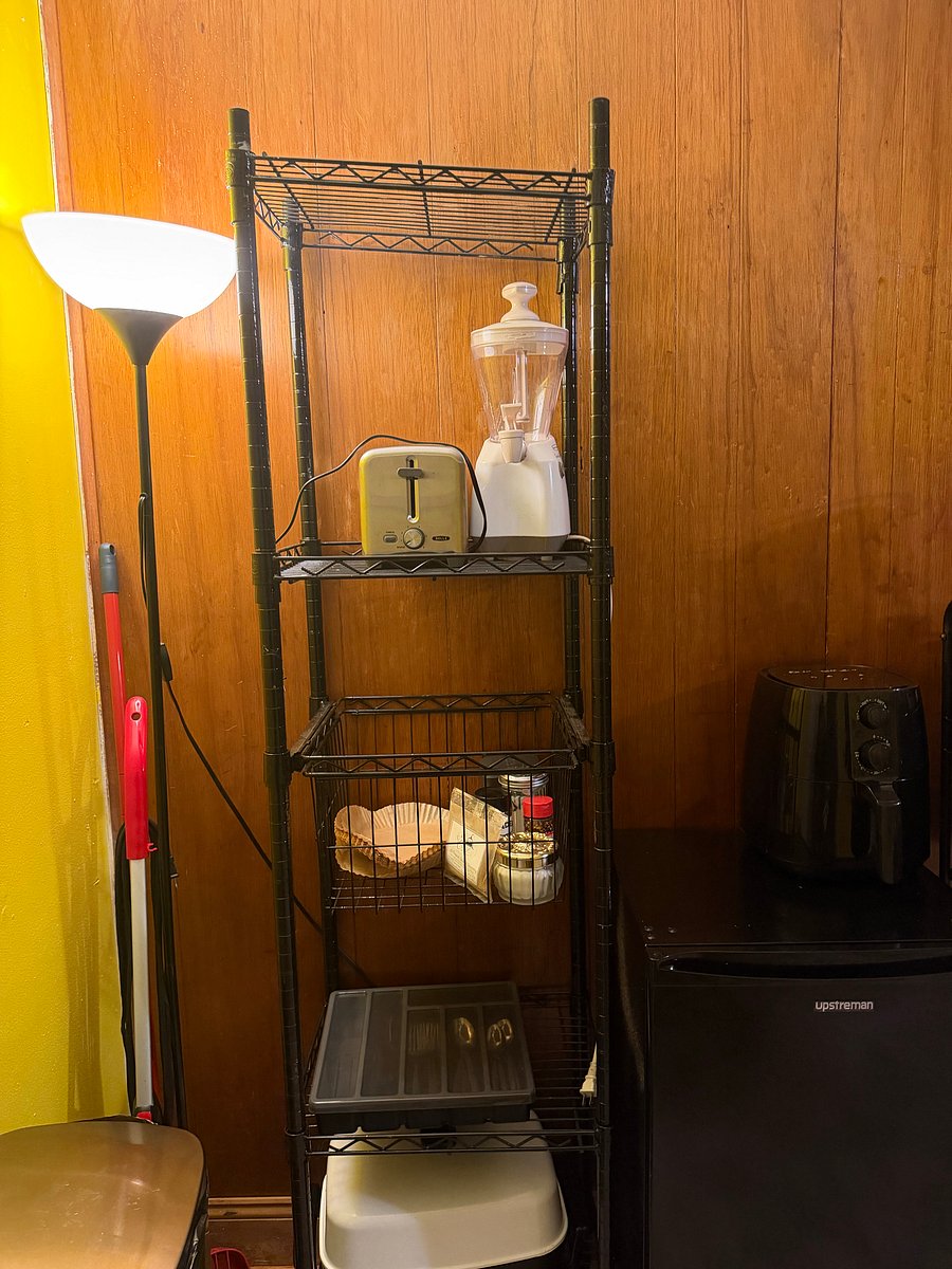 Storage rack