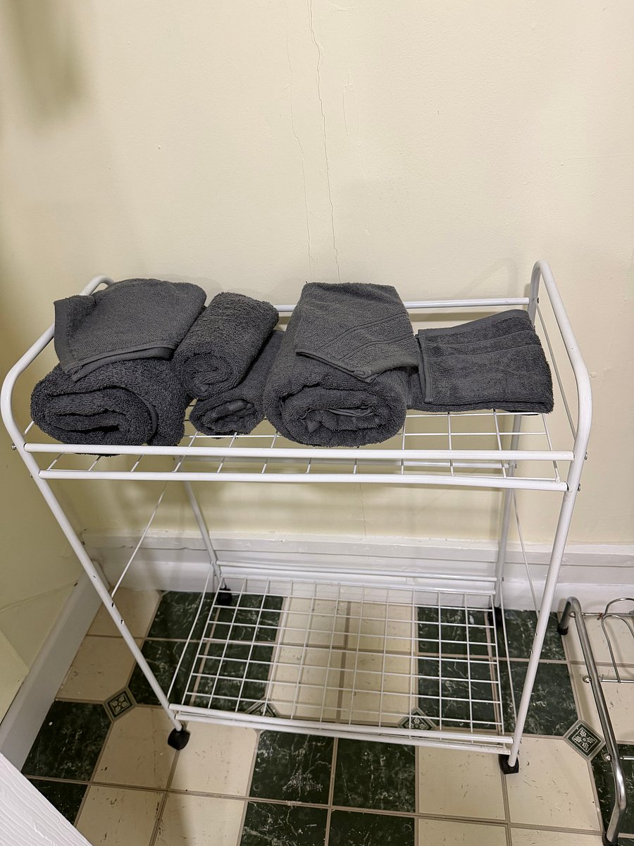 Extra towels and wash cloth and hand towells