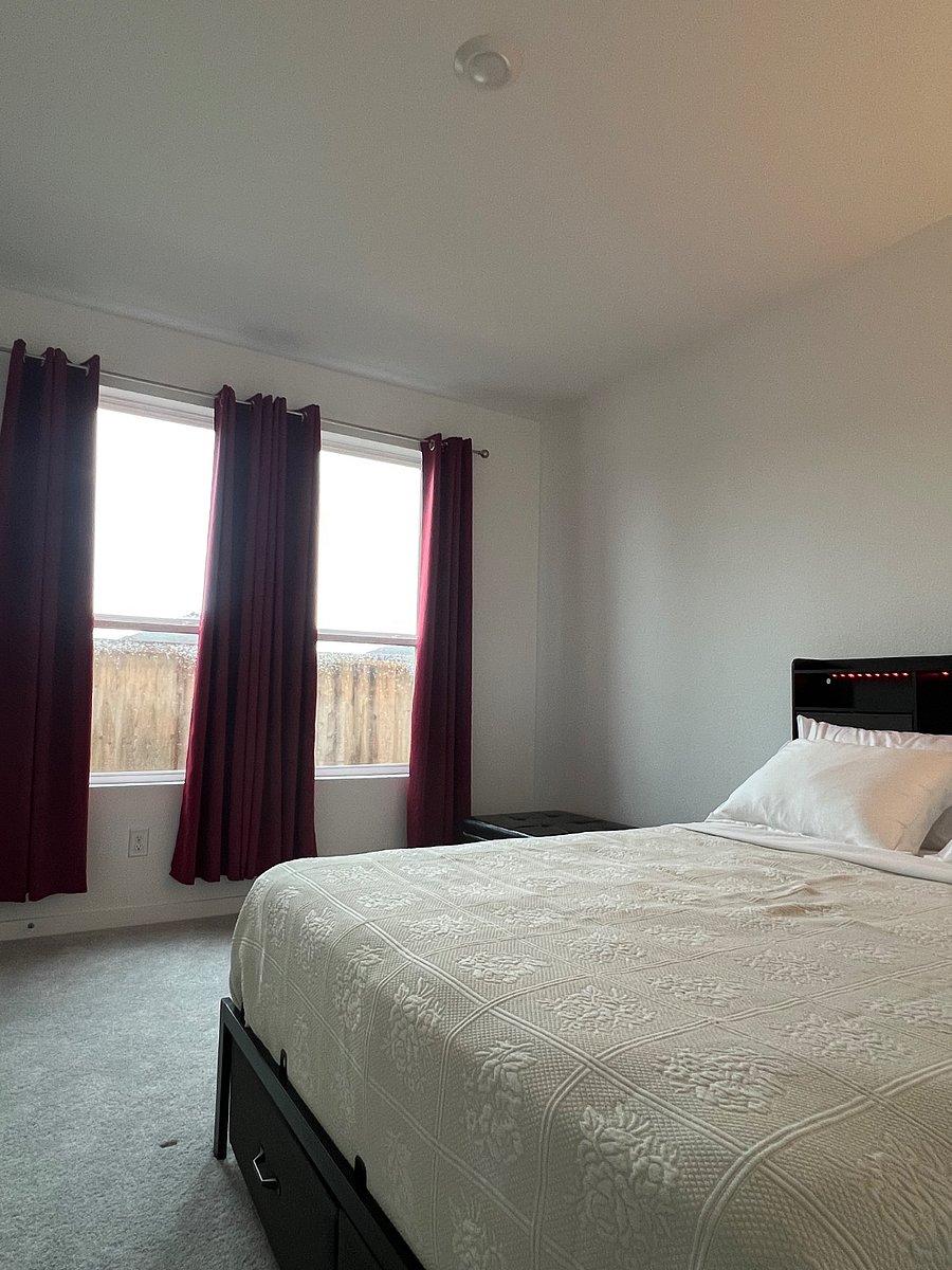 next gen (in-law suite) bedroom-queen size