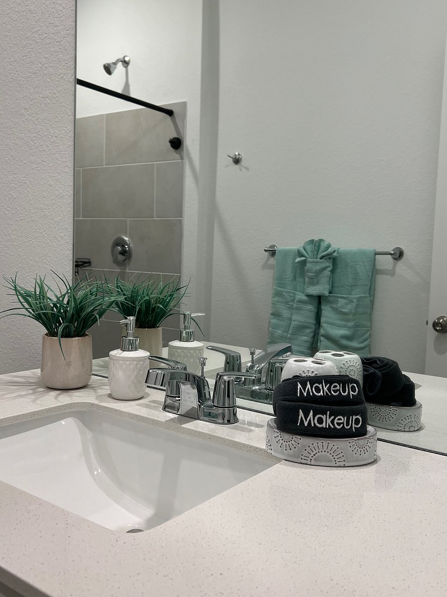 next gen (in-law suite) own bathroom