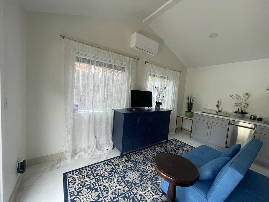 Furnished Finder property 1017838_1 photo 5