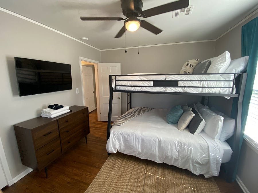 Furnished Finder property 1017858_1 photo 10