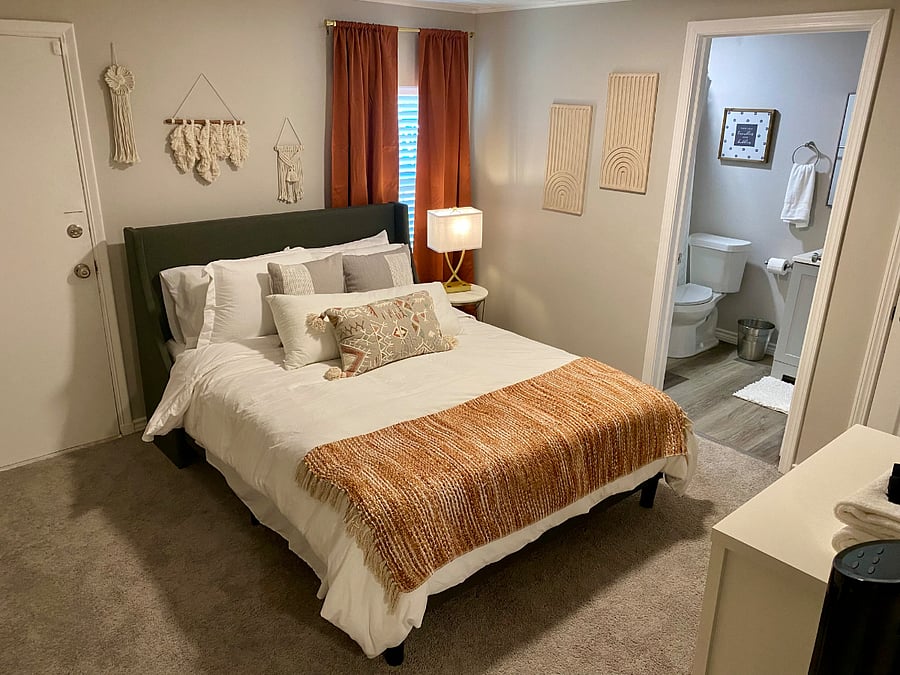Furnished Finder property 1017858_1 photo 15