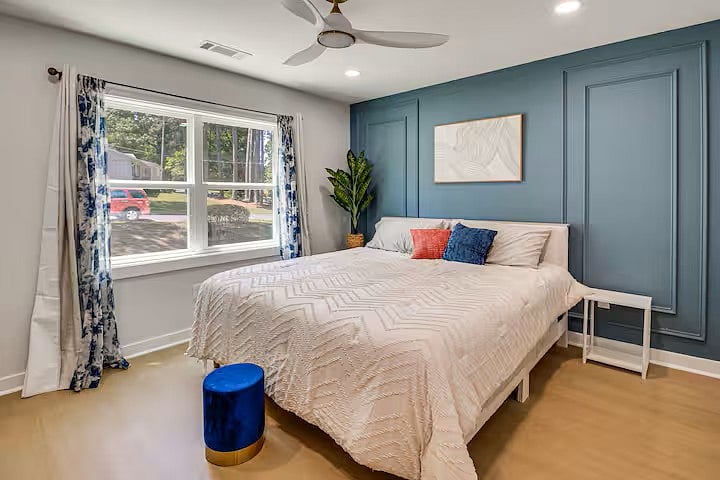 Primary Bedroom (Bedroom 1)