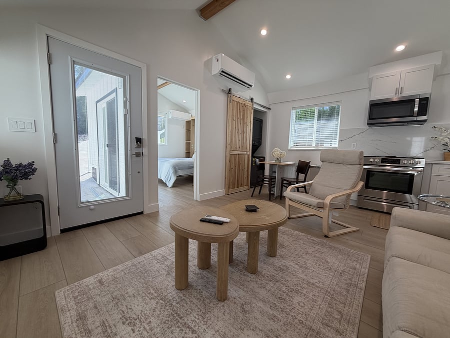Furnished Finder property 1017863_1 photo 3