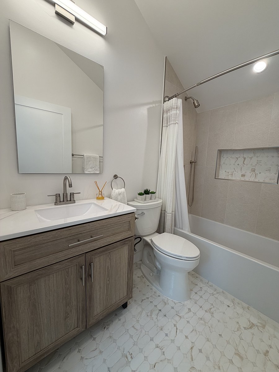 Furnished Finder property 1017863_1 photo 29