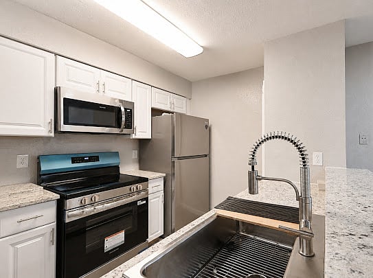 Furnished Finder property 1017866_1 photo 4