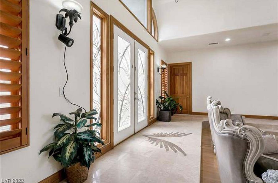 Furnished Finder property 1017886_1 photo 2