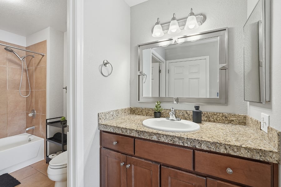 Furnished Finder property 1017893_1 photo 16