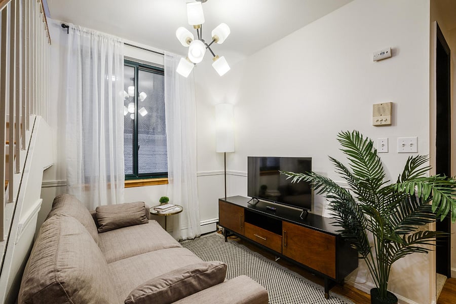 Furnished Finder property 1017908_1 photo 3