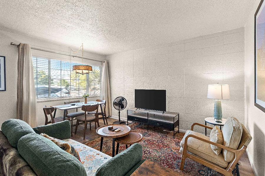living area, karastan wool rug, smart roku TV. Views of Mountains.