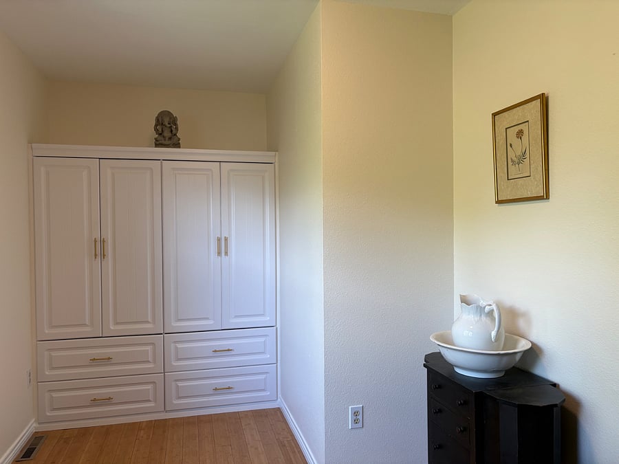 Second bedroom