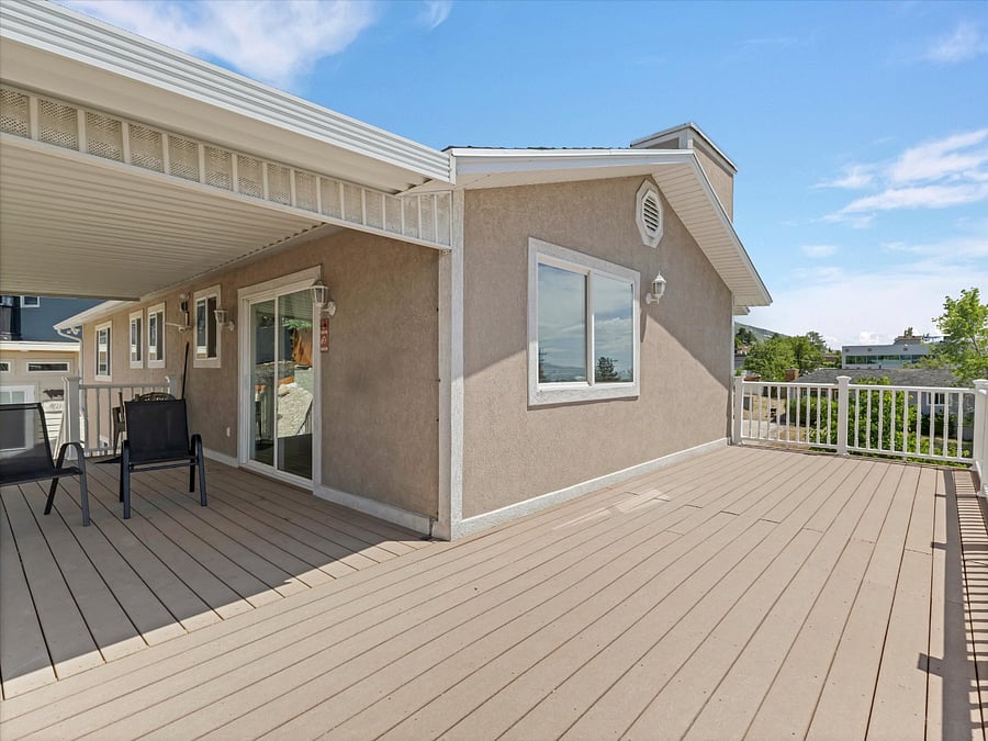 Deck on the 1300 side. 