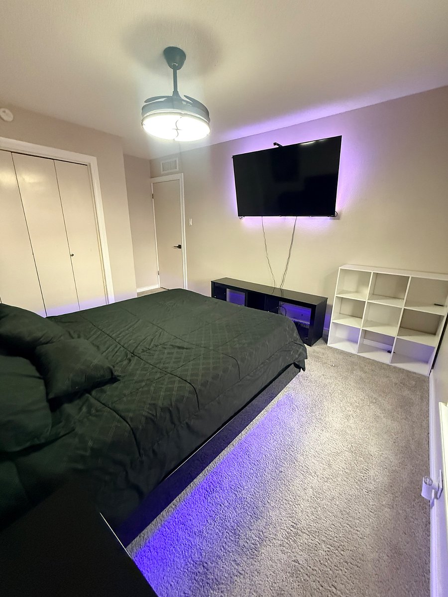 Bedroom with memory foam mattress 