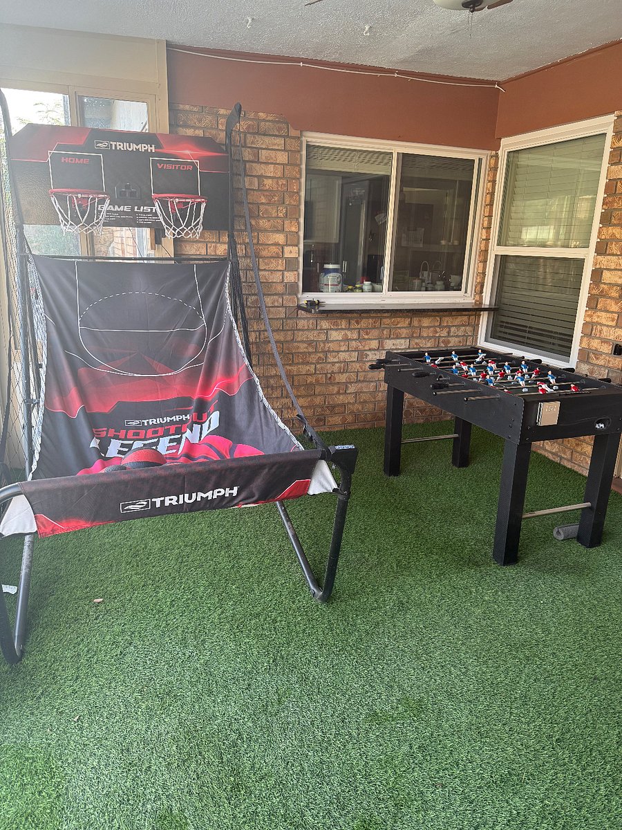 Game room in enclosed patio 
