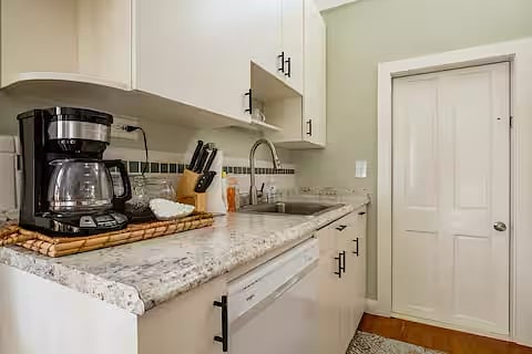 Furnished Finder property 1017979_1 photo 9