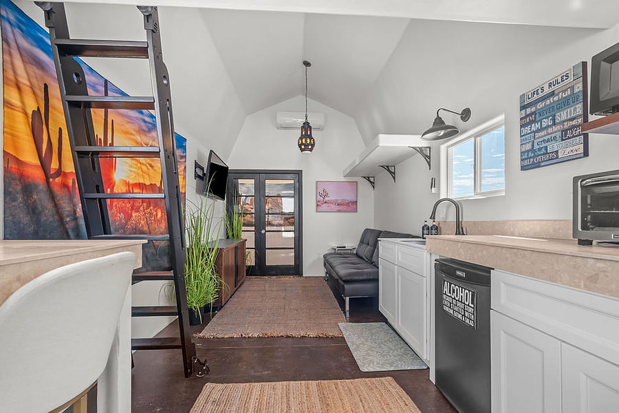 Furnished Finder property 1017996_1 photo 2